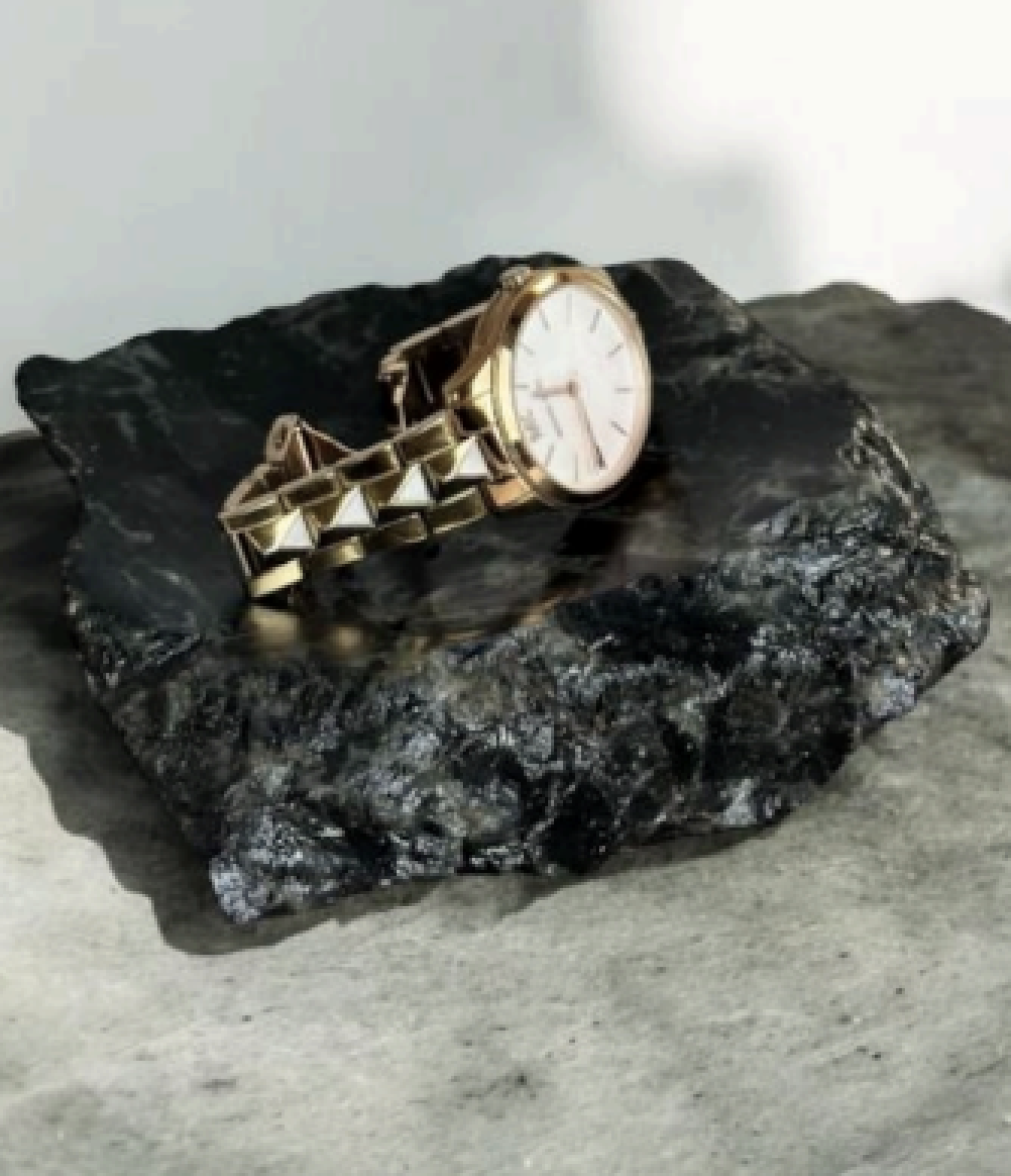 Лабрадорит-камінь